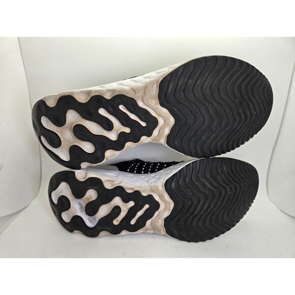 Nike React Phantom Run Flyknit 2 Shoes Mens 8 Black Team Orange Running Sneakers - Picture 7 of 8